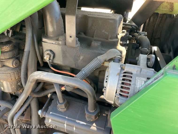 image for item NY9919 2000 John Deere 5310  tractor