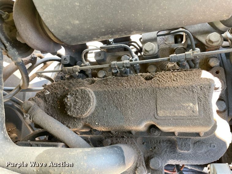 image for item NY9919 2000 John Deere 5310  tractor