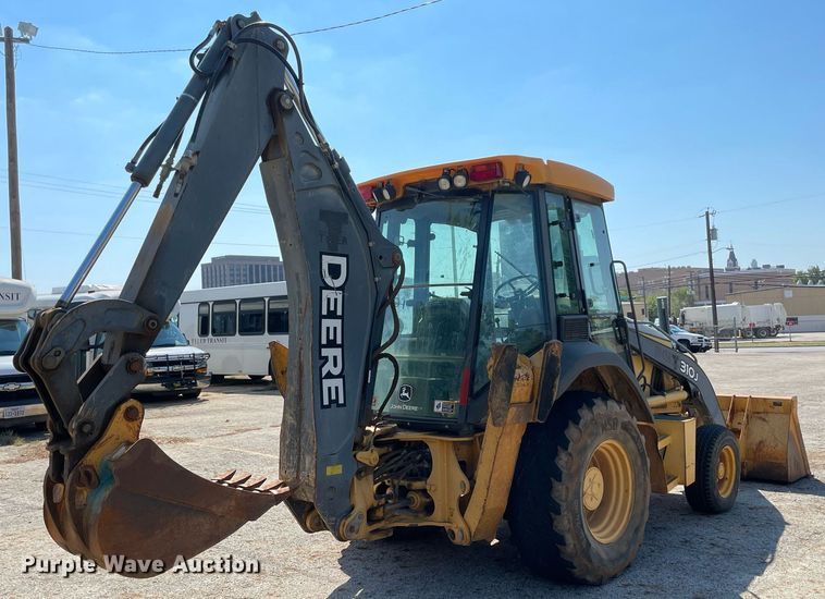 image for item NY9922 2009 John Deere 310J  backhoe
