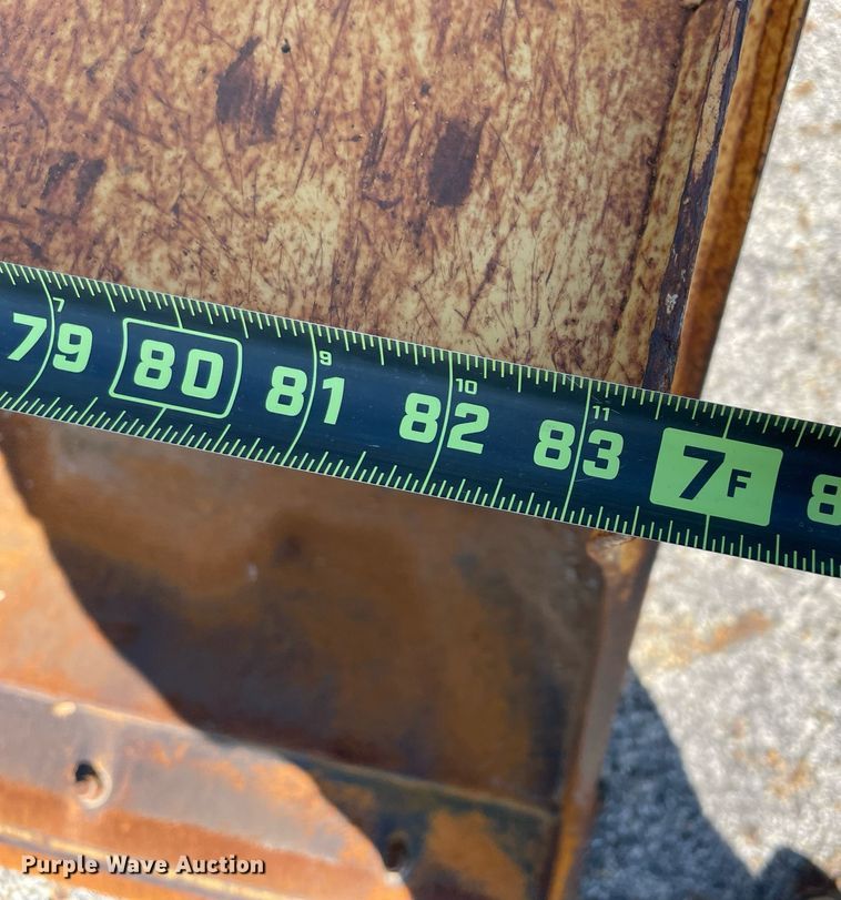 image for item NY9922 2009 John Deere 310J  backhoe