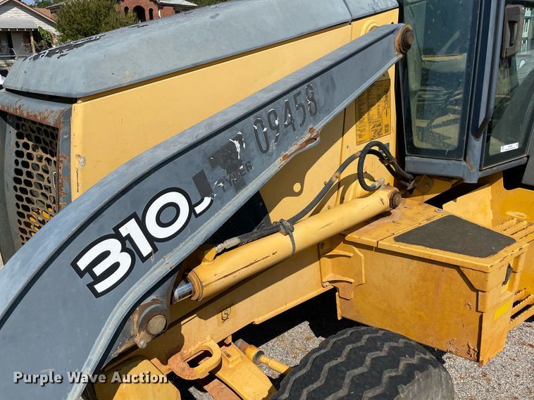 image for item NY9922 2009 John Deere 310J  backhoe