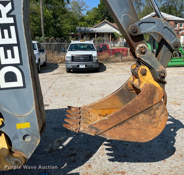 image for item NY9922 2009 John Deere 310J  backhoe