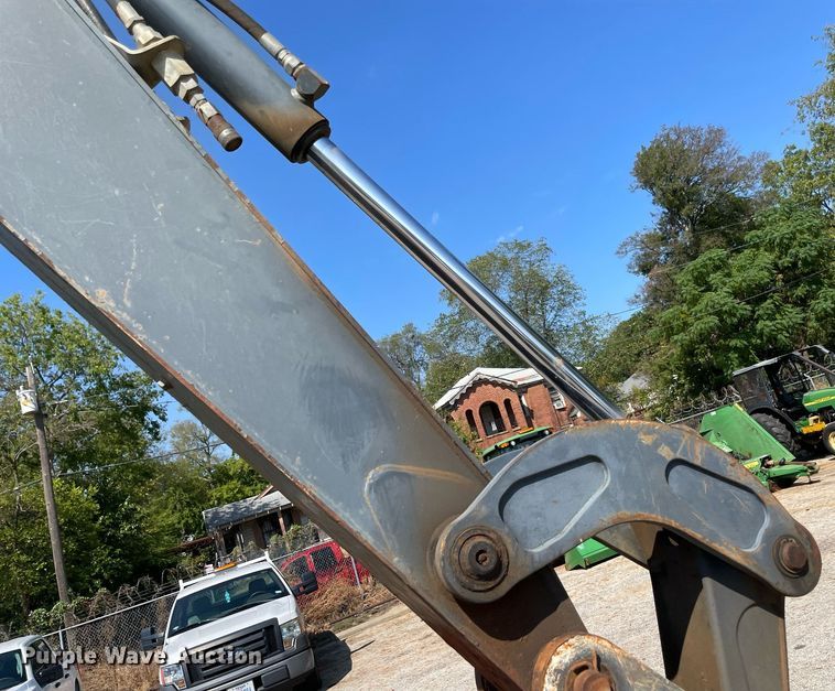 image for item NY9922 2009 John Deere 310J  backhoe