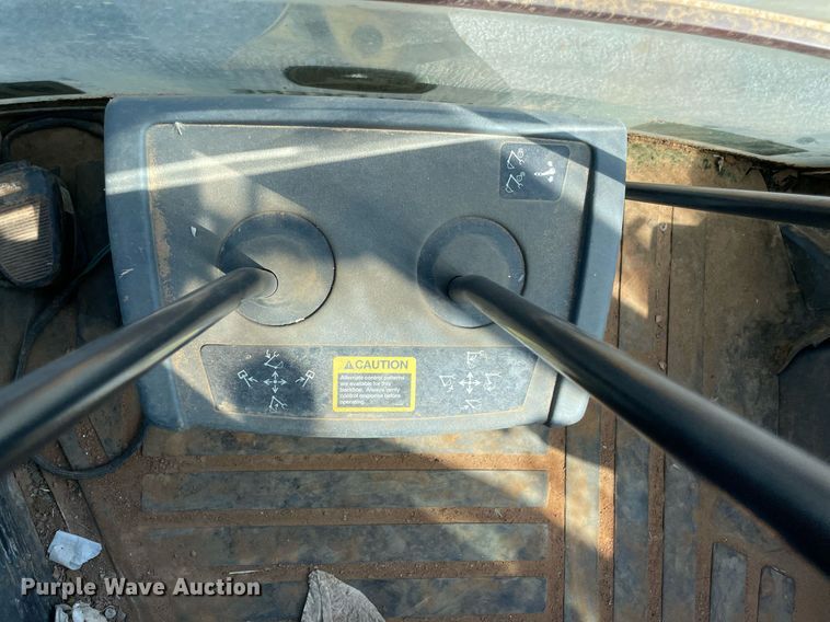 image for item NY9922 2009 John Deere 310J  backhoe