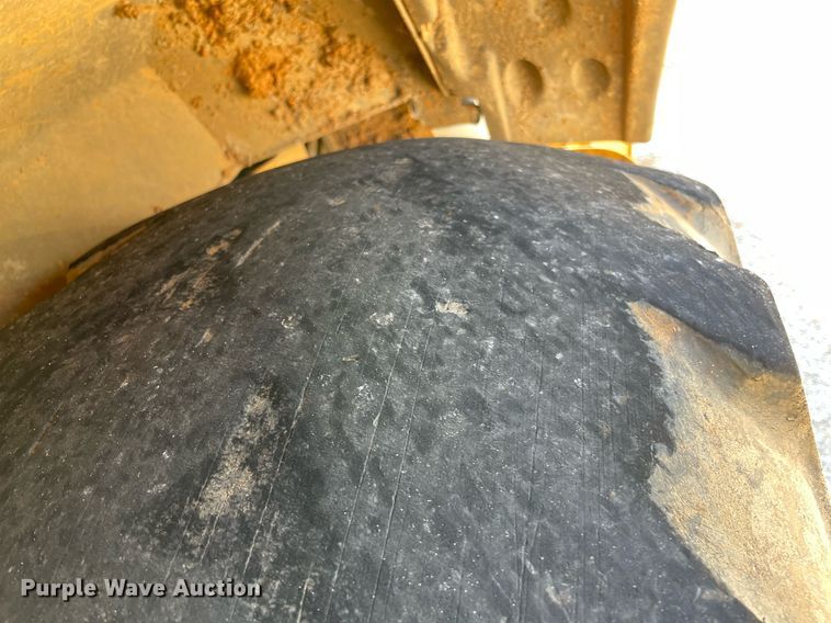 image for item NY9922 2009 John Deere 310J  backhoe