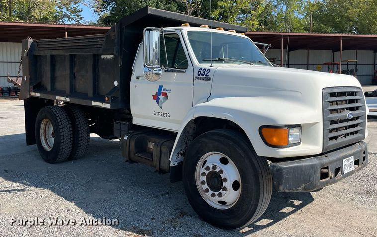 image for item NY9953 1998 Ford F800  dump truck