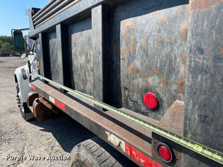 image for item NY9953 1998 Ford F800  dump truck