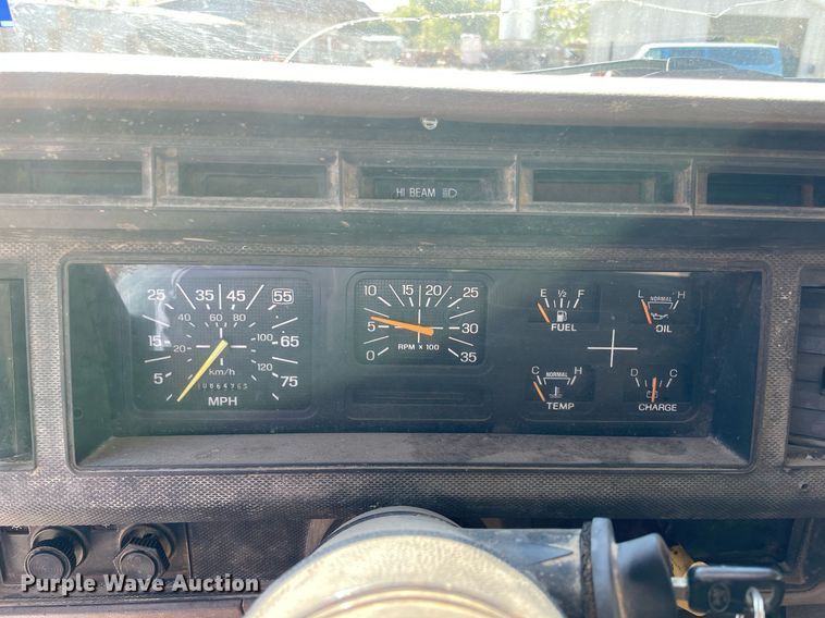 image for item NY9953 1998 Ford F800  dump truck