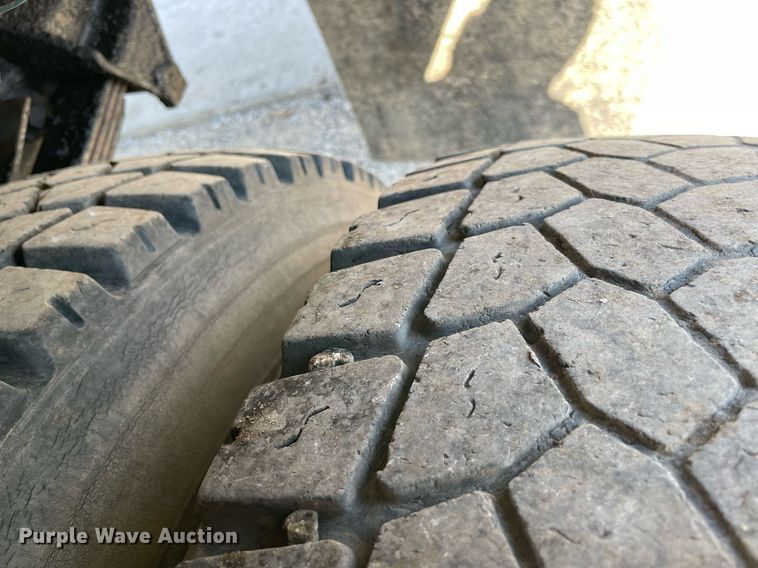 image for item NY9953 1998 Ford F800  dump truck