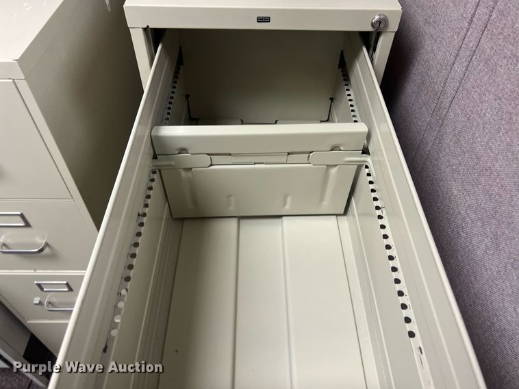 image for item OA9044 Filing cabinets