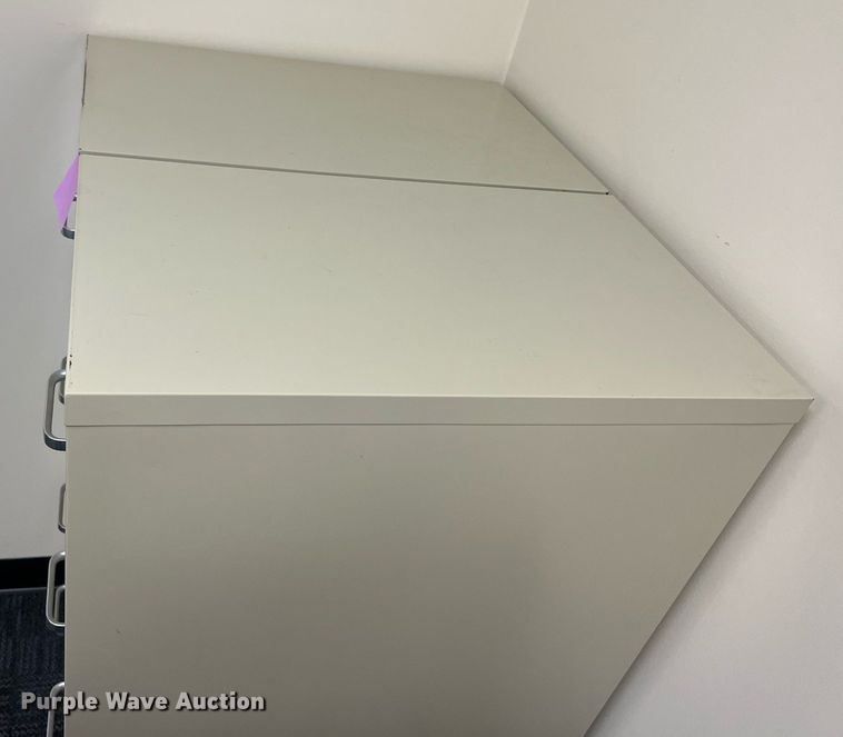 image for item OA9044 Filing cabinets