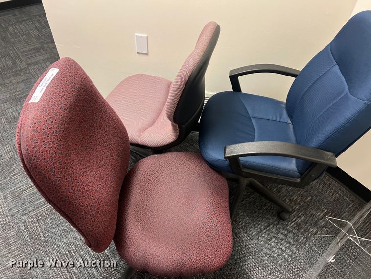 image for item OA9048 Rolling chairs