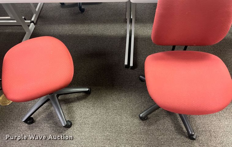 image for item OA9048 Rolling chairs