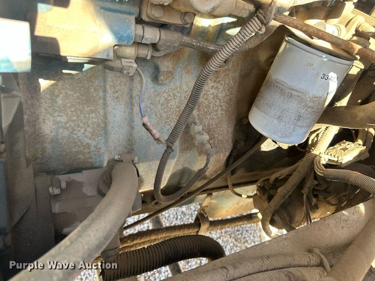 image for item OC9454 2000 International 3800  school bus