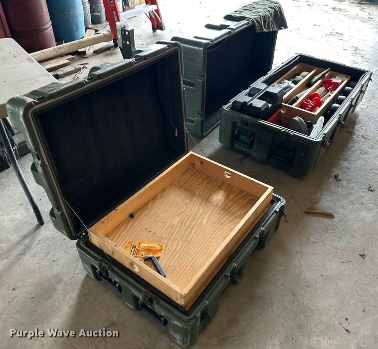 image for item OF9117 (2) storage boxes