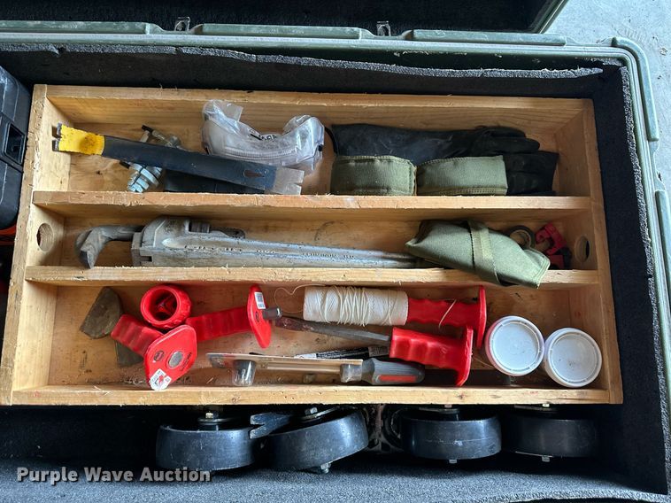 image for item OF9117 (2) storage boxes