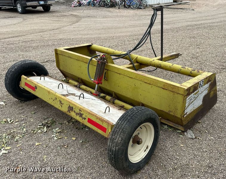 image for item OK9043 Tucker Speed Mover  box blade