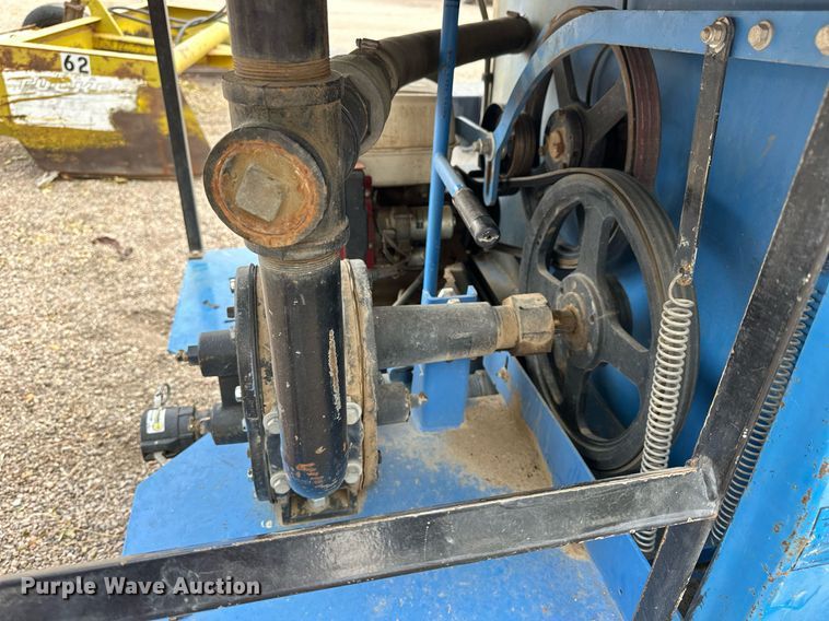 image for item OK9044 2009 Kincaid Agi-Gator 550 V2  hydroseeder