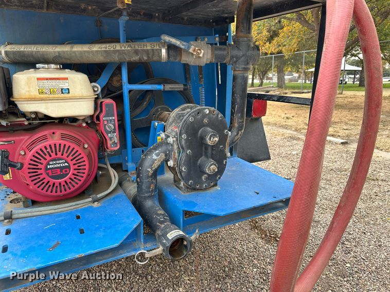 image for item OK9044 2009 Kincaid Agi-Gator 550 V2  hydroseeder