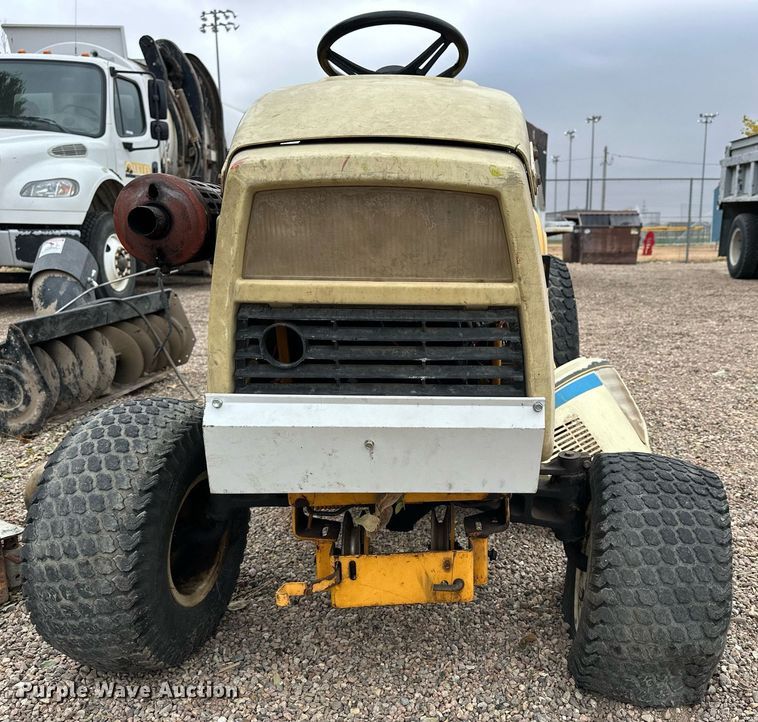 image for item OK9045 1990 Cub Cadet 2182  compact tractor