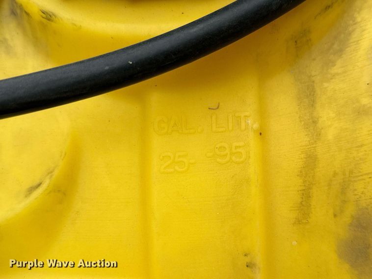 image for item OK9045 1990 Cub Cadet 2182  compact tractor