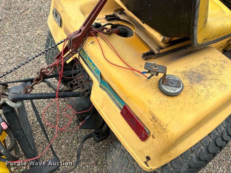 image for item OK9045 1990 Cub Cadet 2182  compact tractor