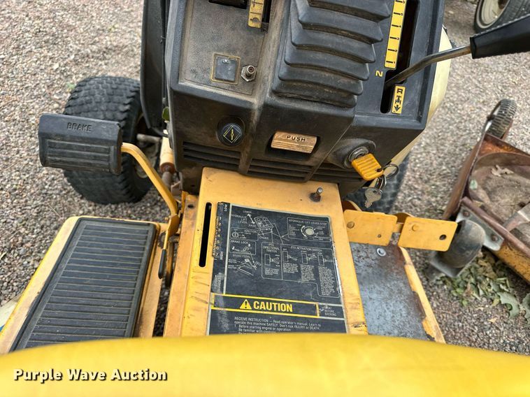 image for item OK9045 1990 Cub Cadet 2182  compact tractor