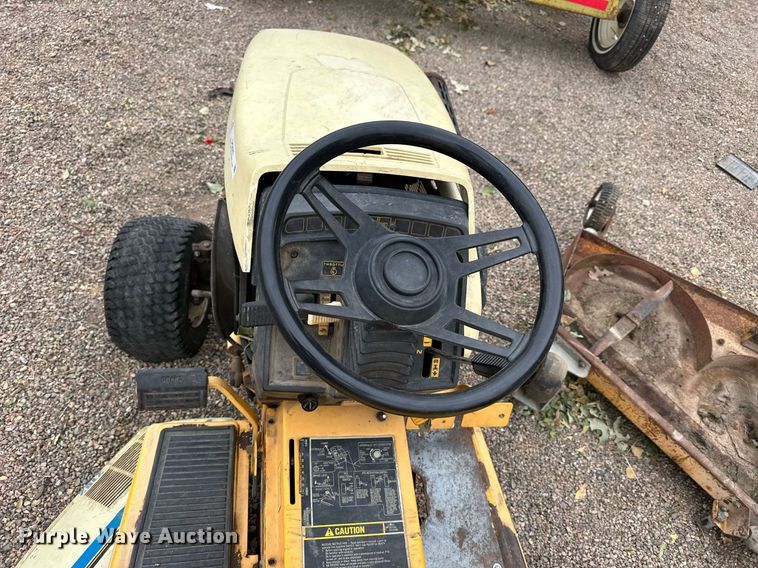 image for item OK9045 1990 Cub Cadet 2182  compact tractor