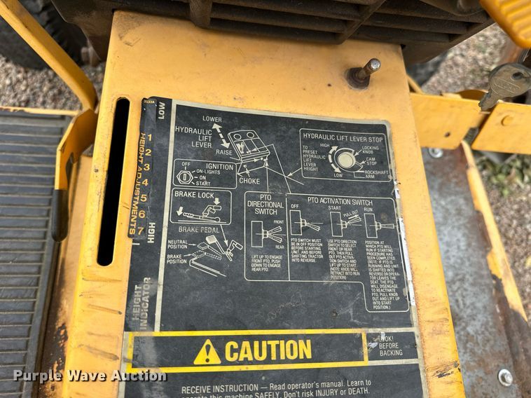 image for item OK9045 1990 Cub Cadet 2182  compact tractor