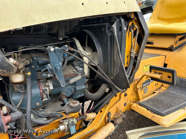 image for item OK9045 1990 Cub Cadet 2182  compact tractor