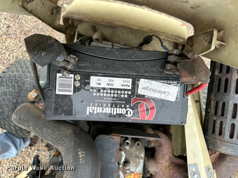 image for item OK9045 1990 Cub Cadet 2182  compact tractor