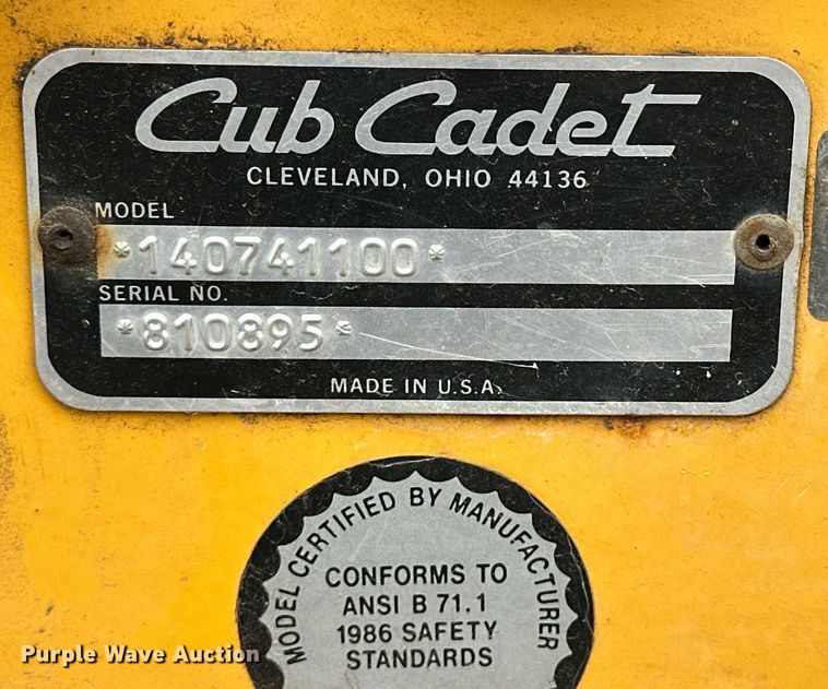 image for item OK9045 1990 Cub Cadet 2182  compact tractor