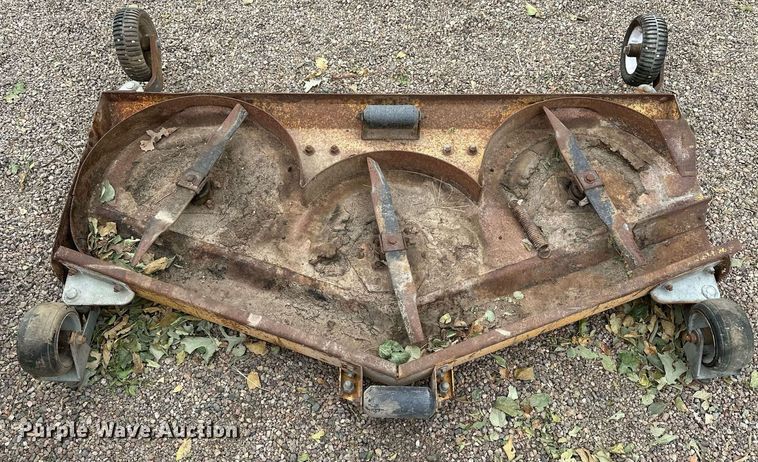 image for item OK9045 1990 Cub Cadet 2182  compact tractor