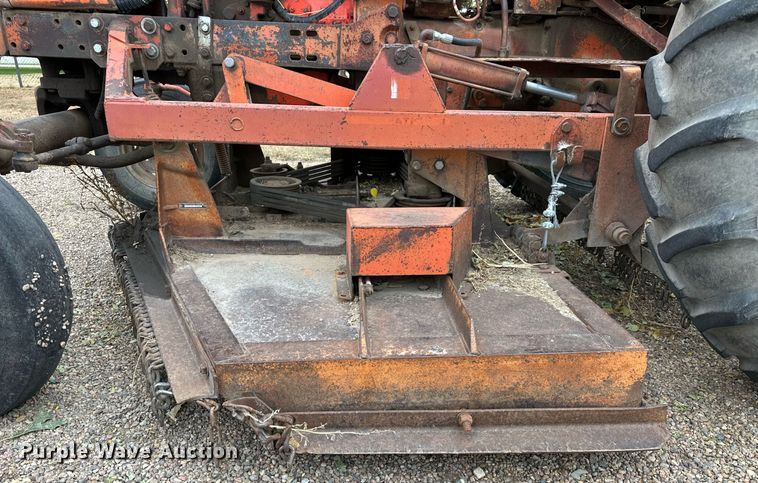 image for item OK9046 1971 International Farmall 544  tractor