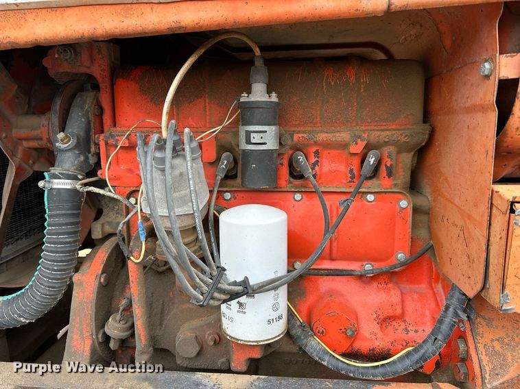 image for item OK9046 1971 International Farmall 544  tractor