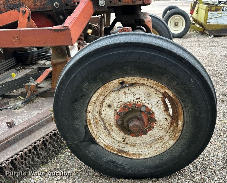 image for item OK9046 1971 International Farmall 544  tractor