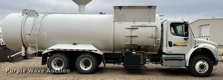 image for item OK9047 2012 Freightliner Business Class M2  refuse truck