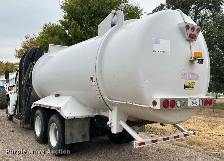 image for item OK9047 2012 Freightliner Business Class M2  refuse truck