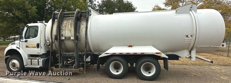 image for item OK9047 2012 Freightliner Business Class M2  refuse truck