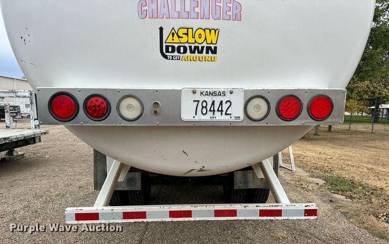 image for item OK9047 2012 Freightliner Business Class M2  refuse truck