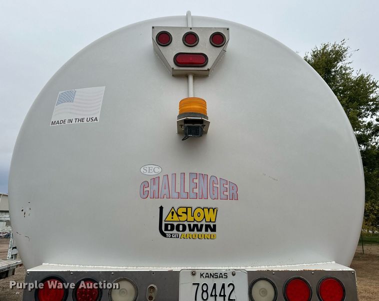 image for item OK9047 2012 Freightliner Business Class M2  refuse truck