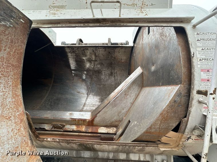 image for item OK9047 2012 Freightliner Business Class M2  refuse truck