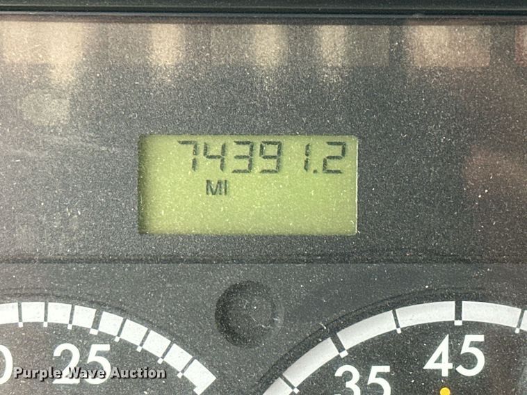 image for item OK9047 2012 Freightliner Business Class M2  refuse truck