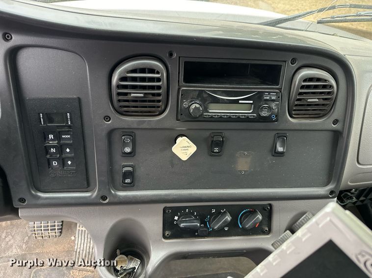 image for item OK9047 2012 Freightliner Business Class M2  refuse truck