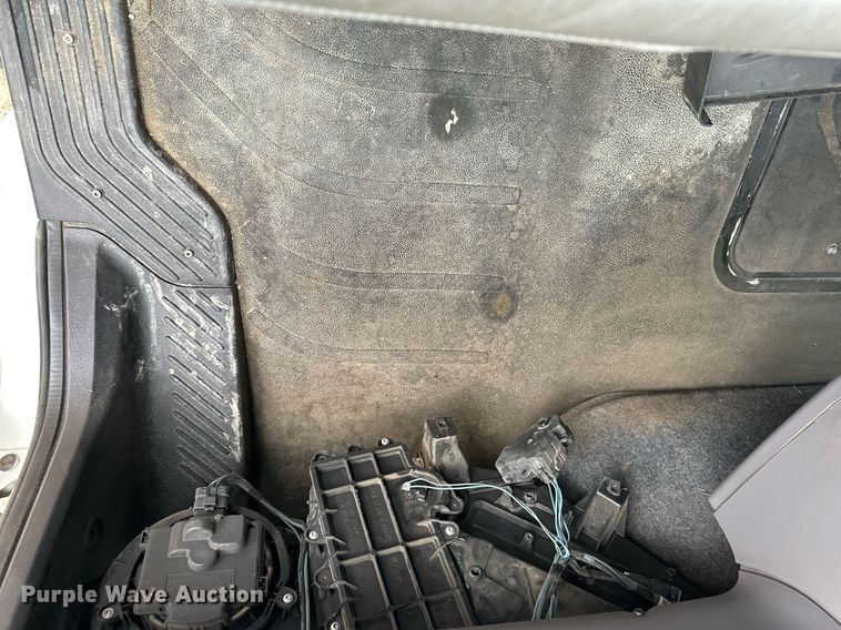 image for item OK9047 2012 Freightliner Business Class M2  refuse truck