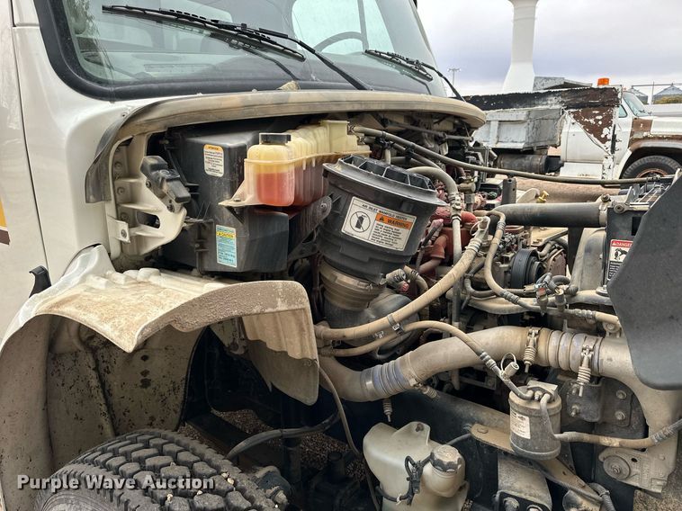 image for item OK9047 2012 Freightliner Business Class M2  refuse truck