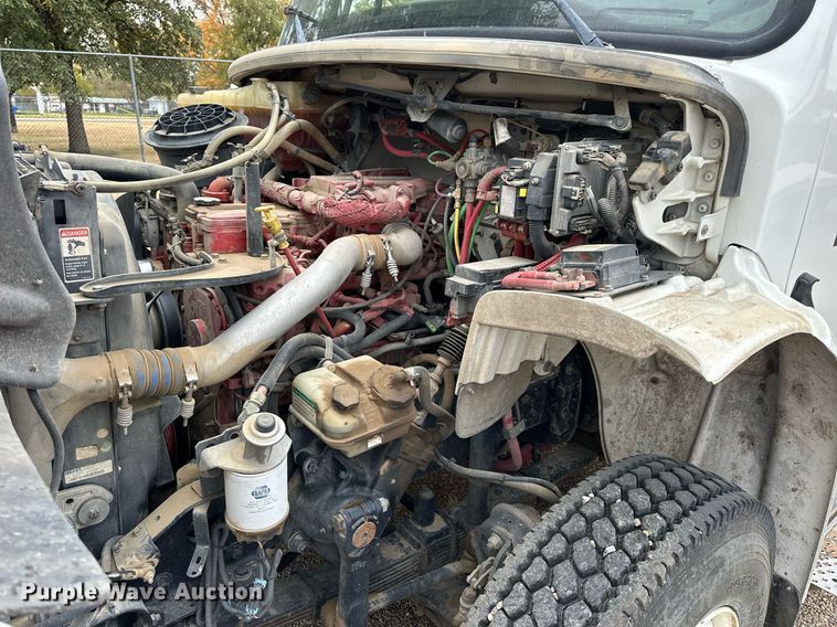 image for item OK9047 2012 Freightliner Business Class M2  refuse truck