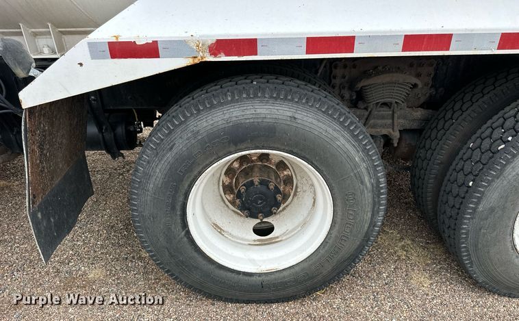 image for item OK9047 2012 Freightliner Business Class M2  refuse truck