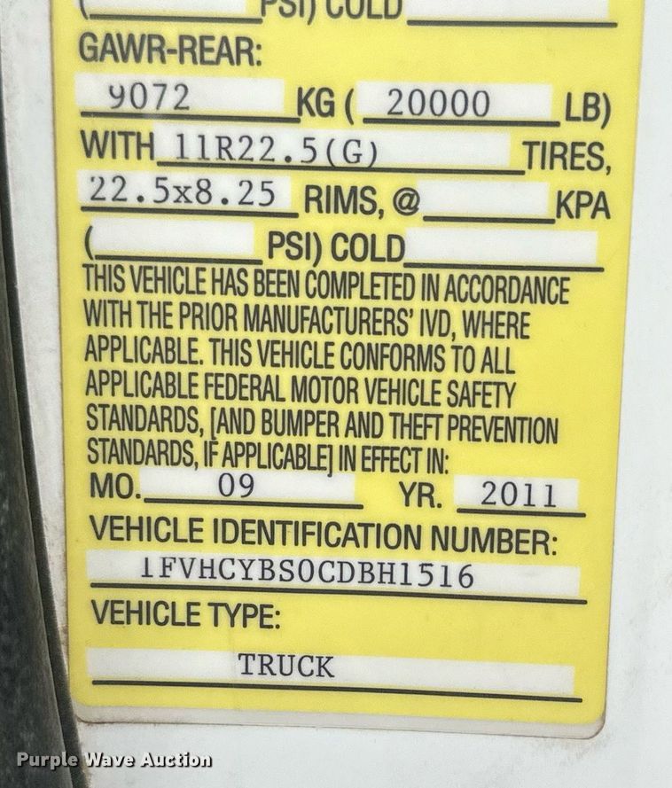 image for item OK9047 2012 Freightliner Business Class M2  refuse truck