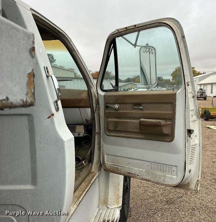 image for item OK9049 1974 Chevrolet C60  dump truck